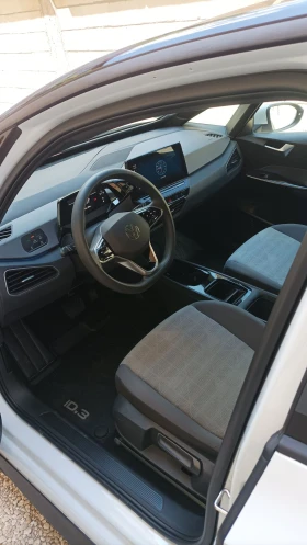 VW ID.3 8500km 62kwh 204h.p - 24600 € / 48113.42 лв. - 87382545 9