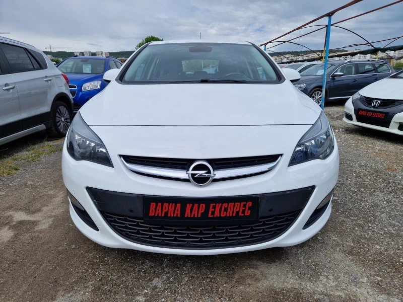 Opel Astra 1.4T Фейслифт, снимка 1 - Автомобили и джипове - 45337872