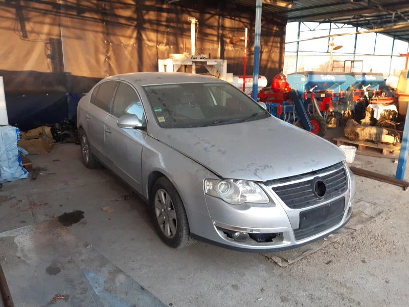 VW Passat, снимка 2 - Автомобили и джипове - 46492740