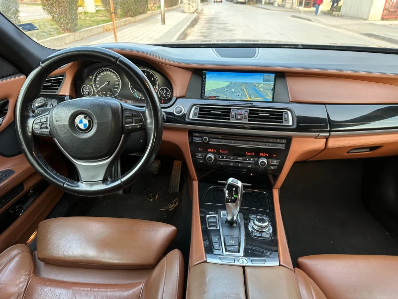 BMW 740 XDrive, снимка 2 - Автомобили и джипове - 47053099