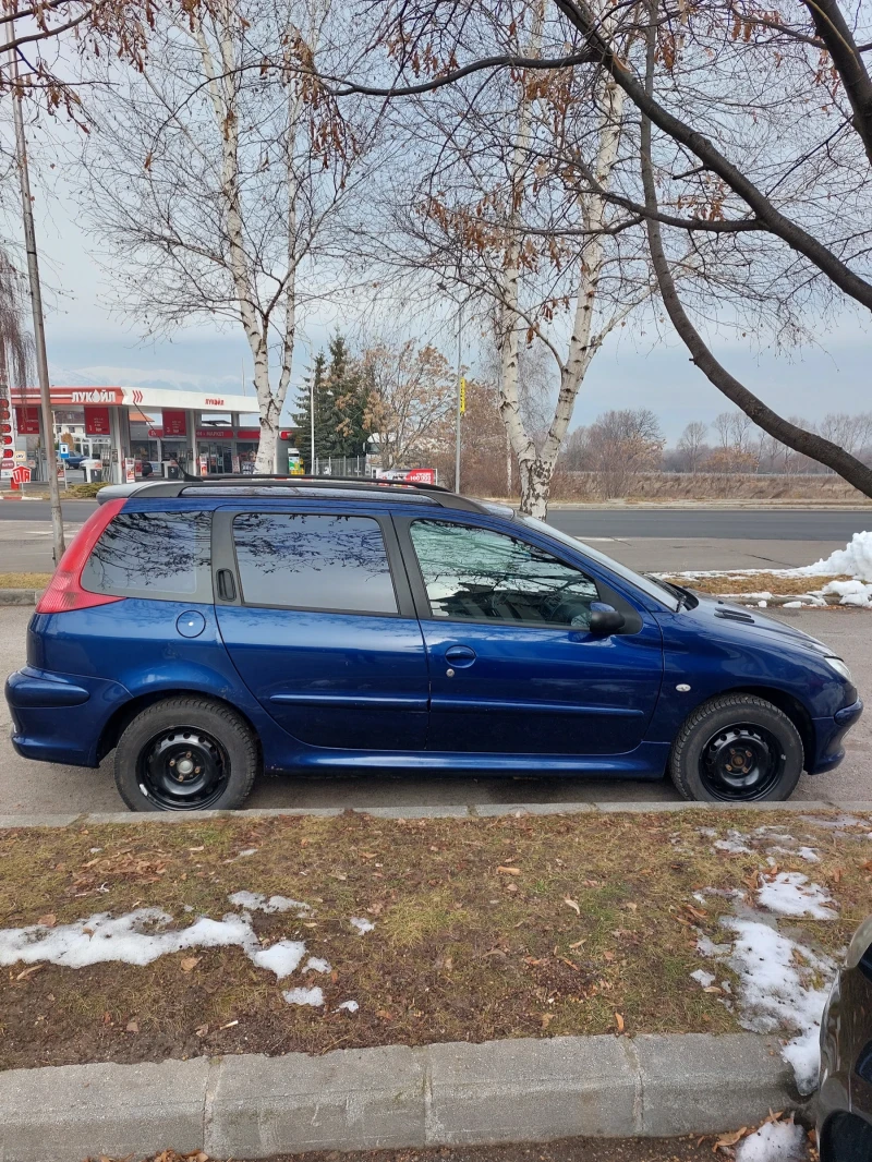 Peugeot 206 SW, снимка 6 - Автомобили и джипове - 48622310