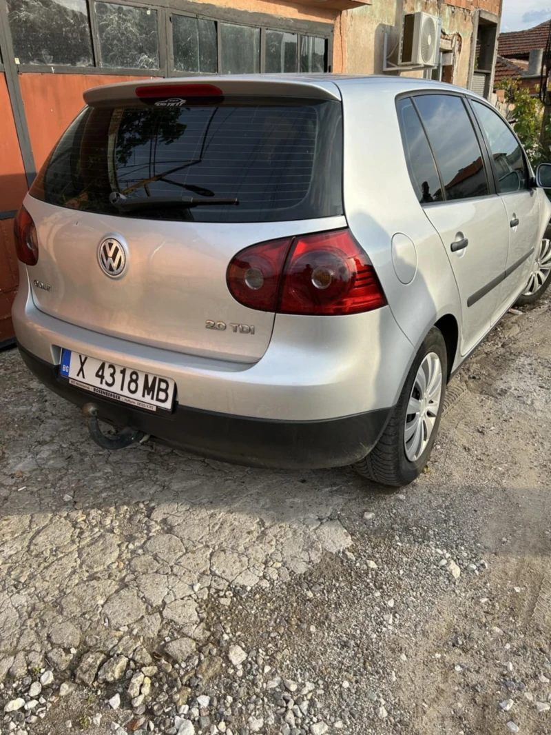 VW Golf 2.0 TDI, снимка 5 - Автомобили и джипове - 48639375