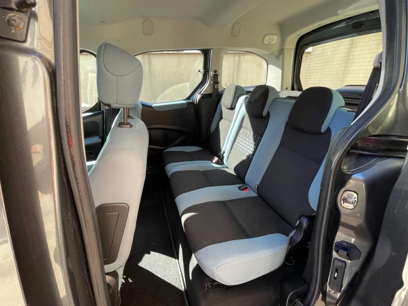 Citroen Berlingo 1.6 HDI multispace, снимка 11 - Автомобили и джипове - 48823179