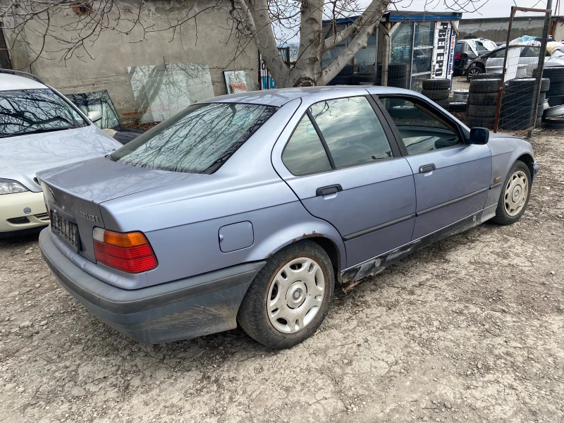 BMW 318, снимка 3 - Автомобили и джипове - 48990771