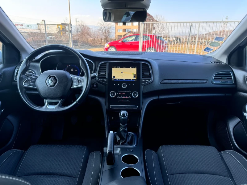 Renault Megane 1.5dci navi/keyless/pdc, снимка 10 - Автомобили и джипове - 49257752