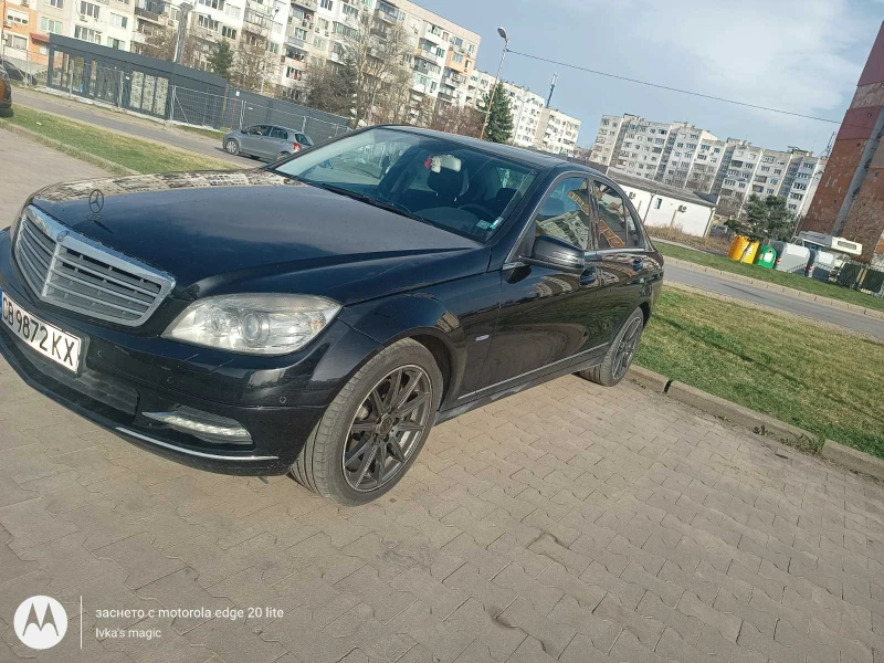 Mercedes-Benz C 220, снимка 2 - Автомобили и джипове - 49559765