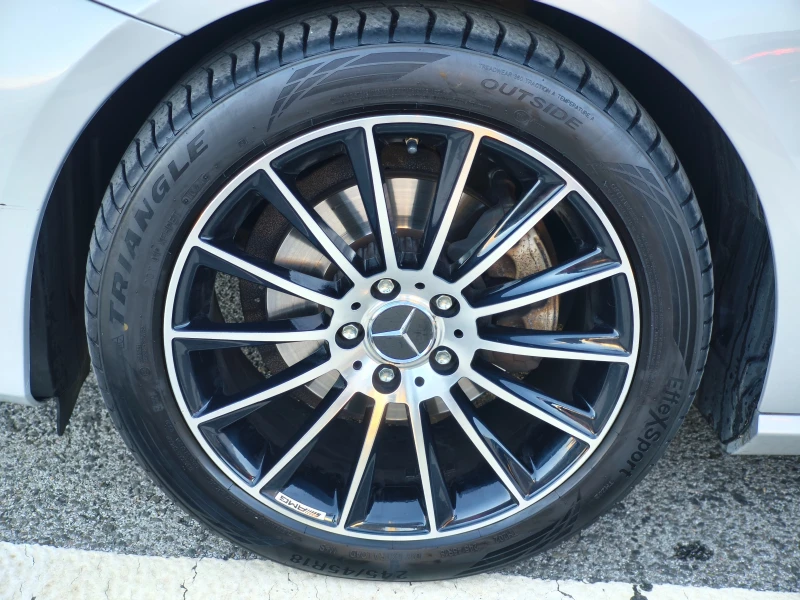 Mercedes-Benz E 220 E220D, снимка 14 - Автомобили и джипове - 51750227