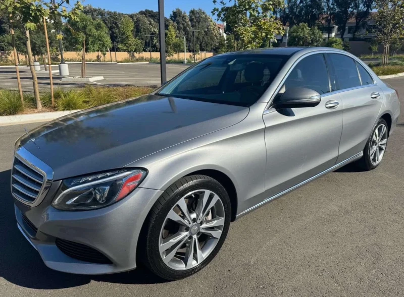 Mercedes-Benz C 300, снимка 13 - Автомобили и джипове - 52622852