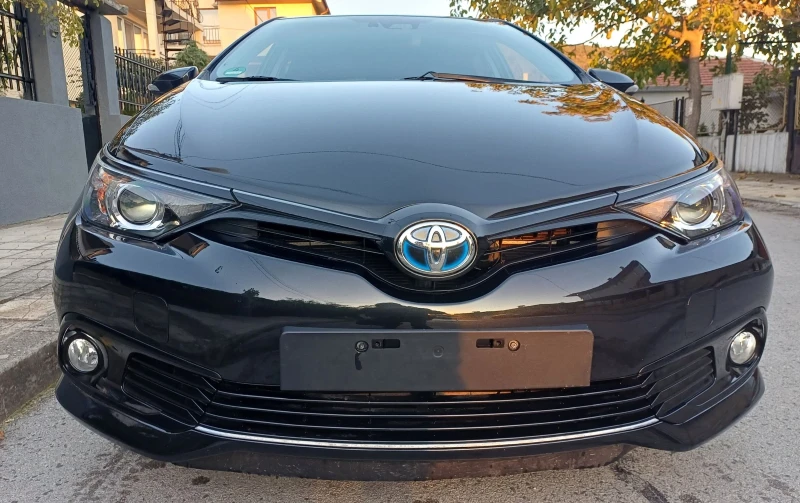 Toyota Auris 1.2i, снимка 7 - Автомобили и джипове - 52122852