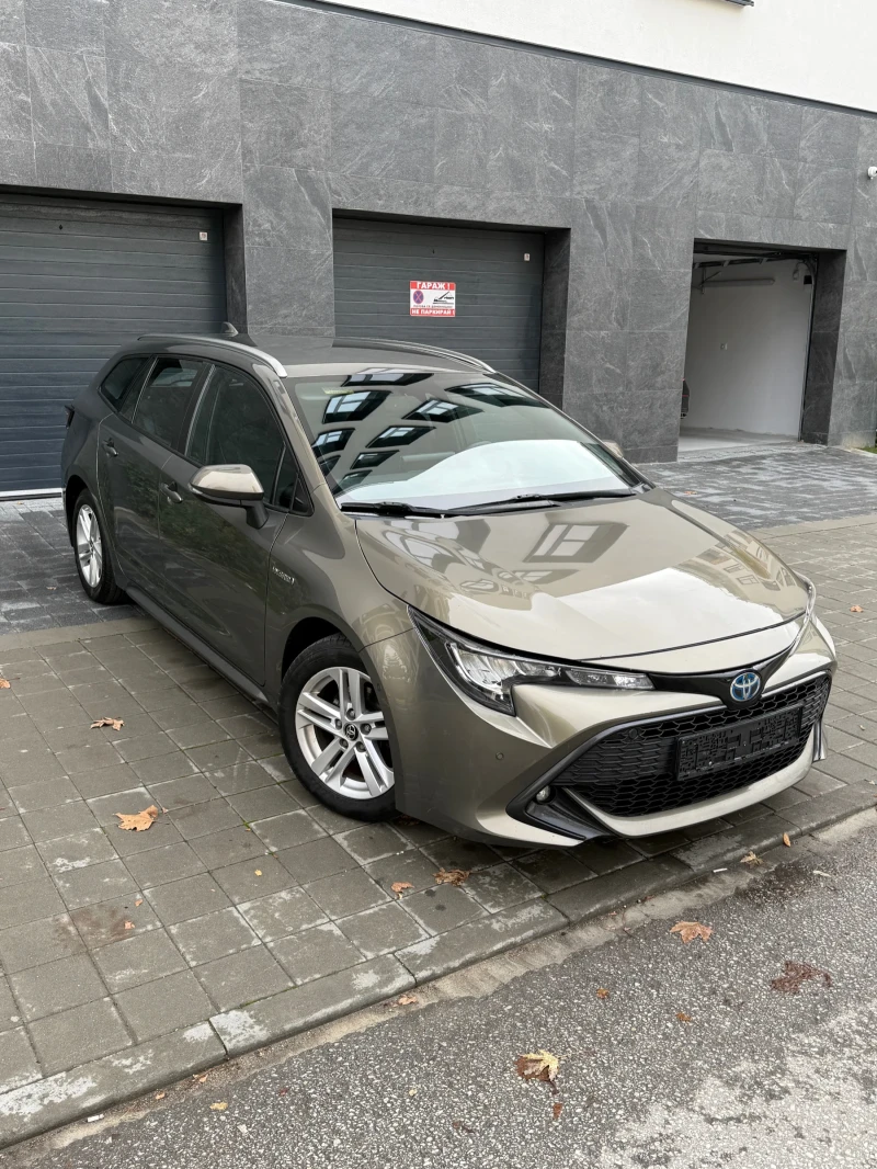 Toyota Corolla 1.8 Hybrid СЕРВИЗНА ИСТОРИЯ, снимка 3 - Автомобили и джипове - 52634992