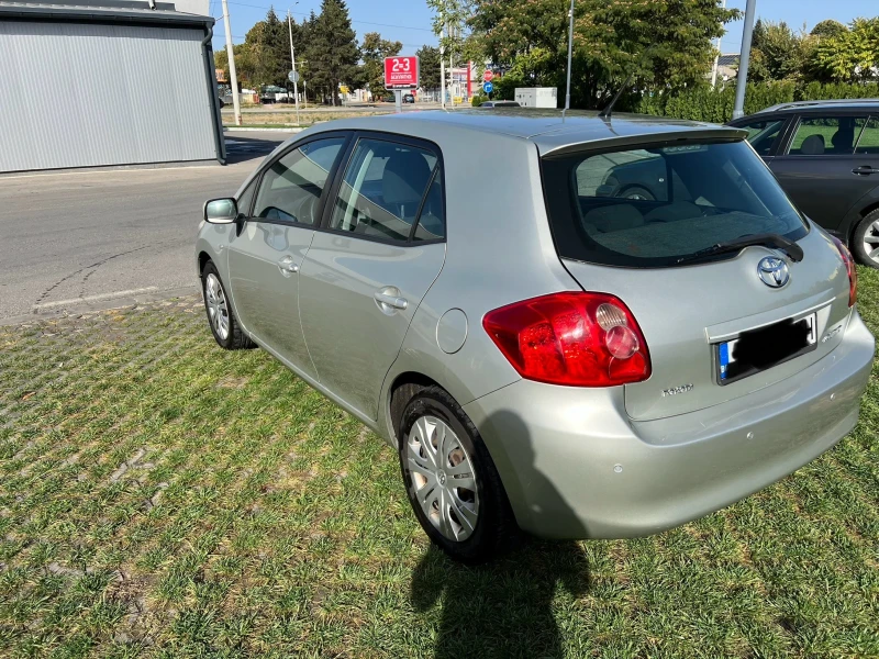 Toyota Auris, снимка 4 - Автомобили и джипове - 52422658