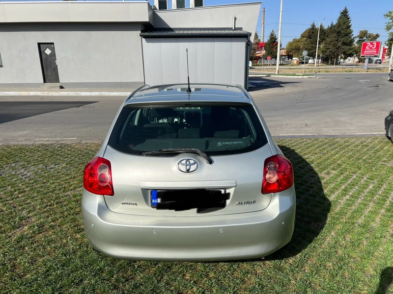 Toyota Auris, снимка 3 - Автомобили и джипове - 52422658