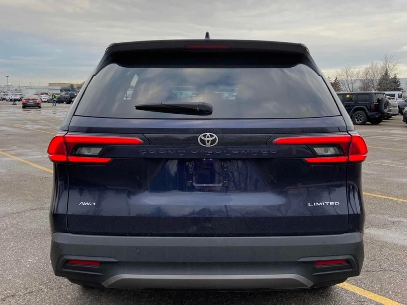 Toyota Grand Highlander * Limited AWD * CARFAX * БЕЗ ПЪРВОНАЧАЛНА ВНОСКА, снимка 4 - Автомобили и джипове - 52862014