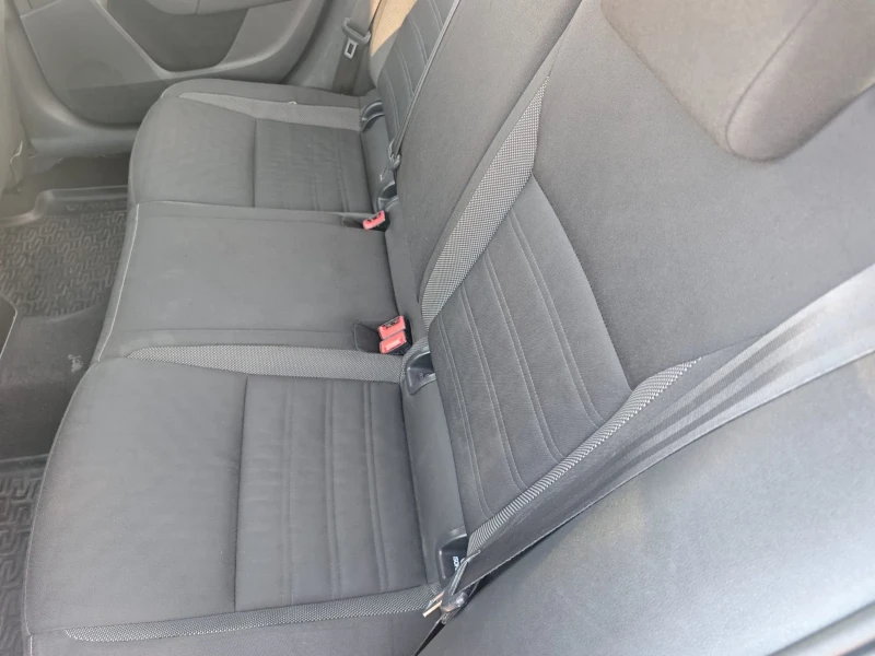 Skoda Octavia 2.0TDI* DSG* , снимка 14 - Автомобили и джипове - 52946699