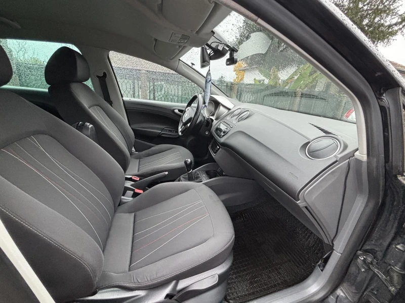 Seat Ibiza, снимка 11 - Автомобили и джипове - 53262952