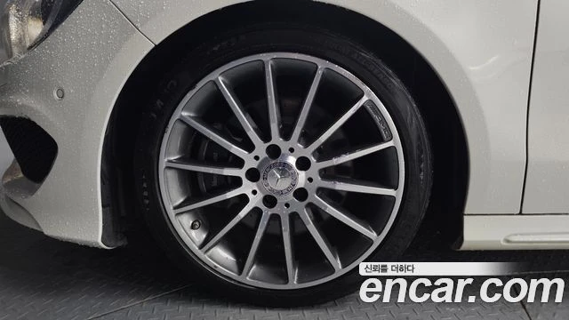 Mercedes-Benz CLA 250 AMG 4MATIC| КАМЕРА| ПАНО| DIST| ПАМЕТ| ПОДГРЕВ, снимка 17 - Автомобили и джипове - 55784247