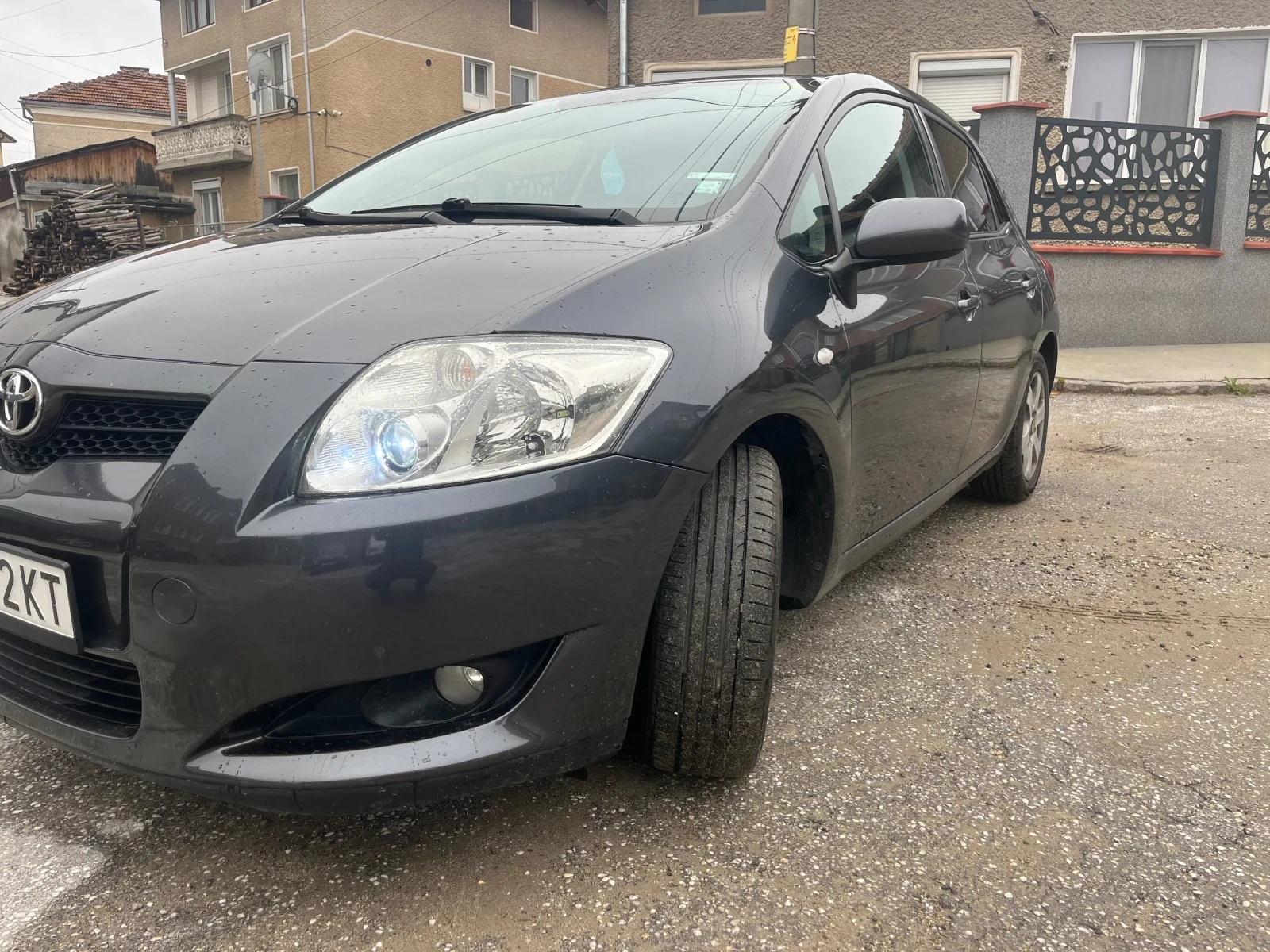 Toyota Auris, снимка 1