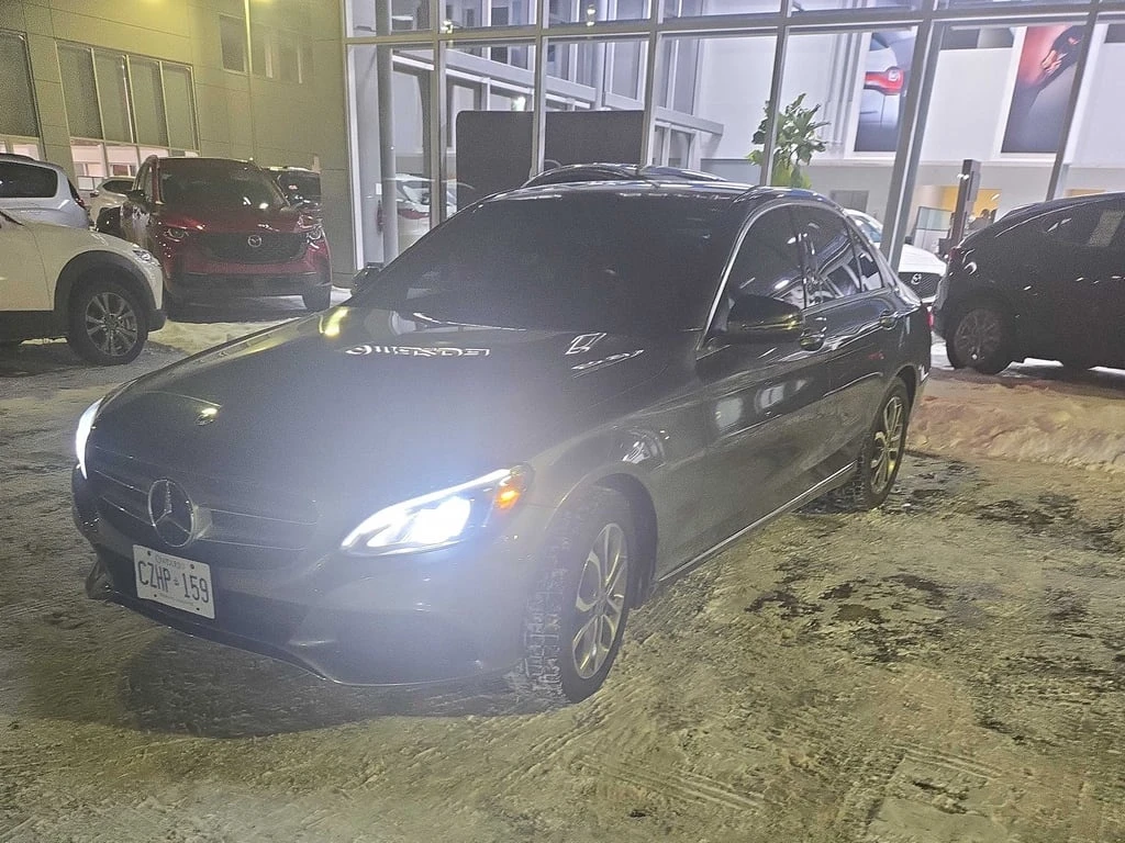 Mercedes-Benz C 300 * CARFAX * ЦЕНА ДО БГ, снимка 1