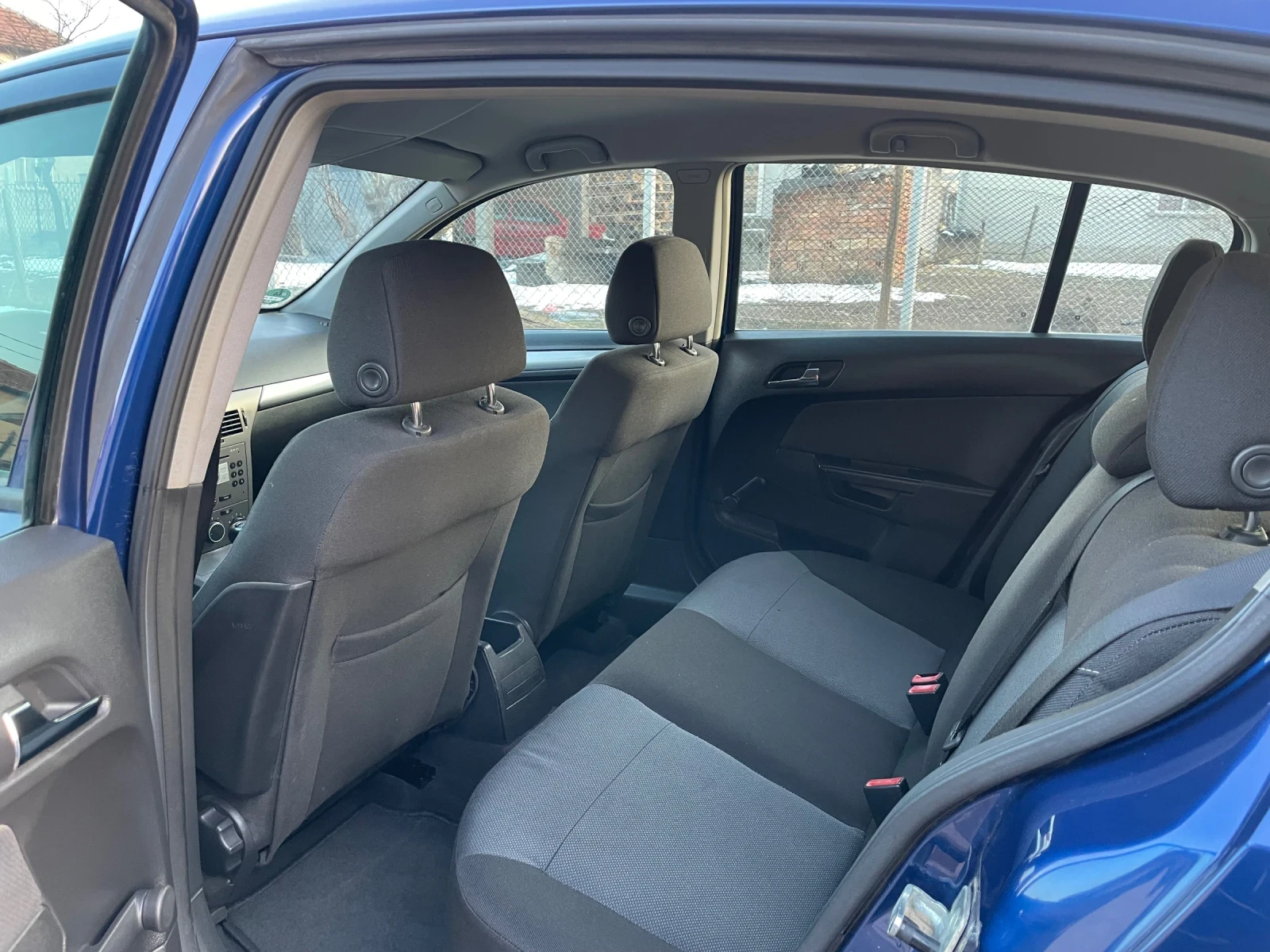 Opel Astra 1.9 JTD 150к.с - изображение 6