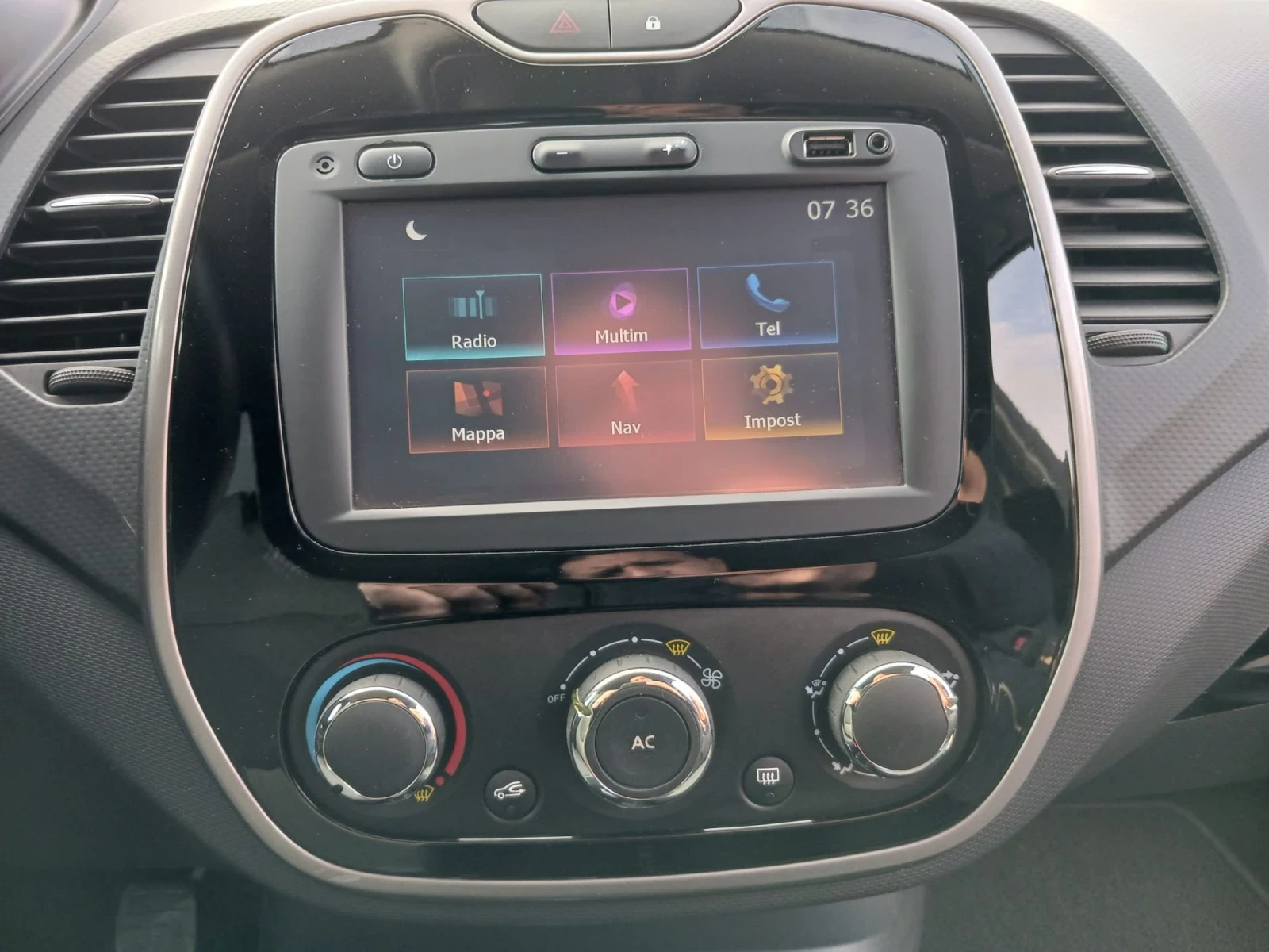 Renault Captur 1.5 dci - изображение 10
