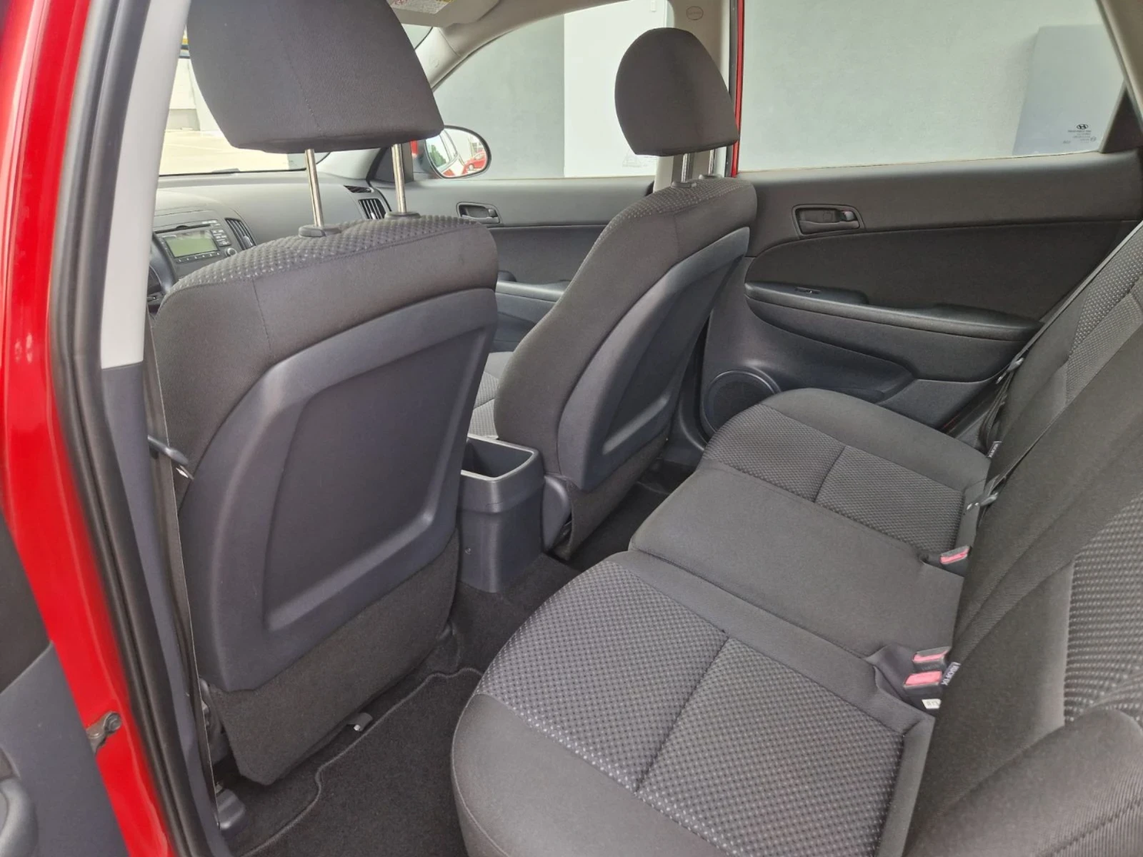 Hyundai I30 1.4 / 109 к.с. - изображение 10
