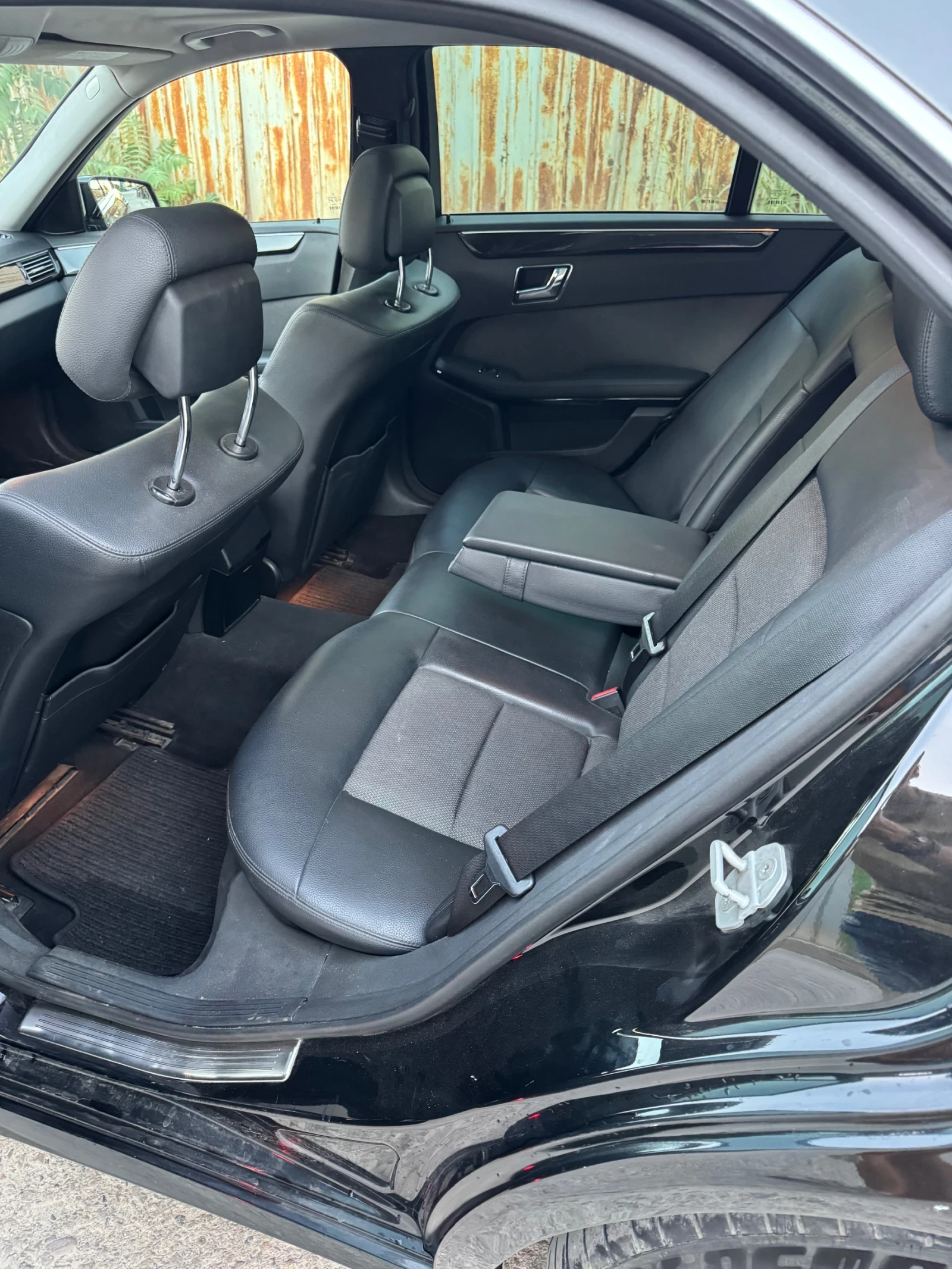 Mercedes-Benz E 250  - изображение 6