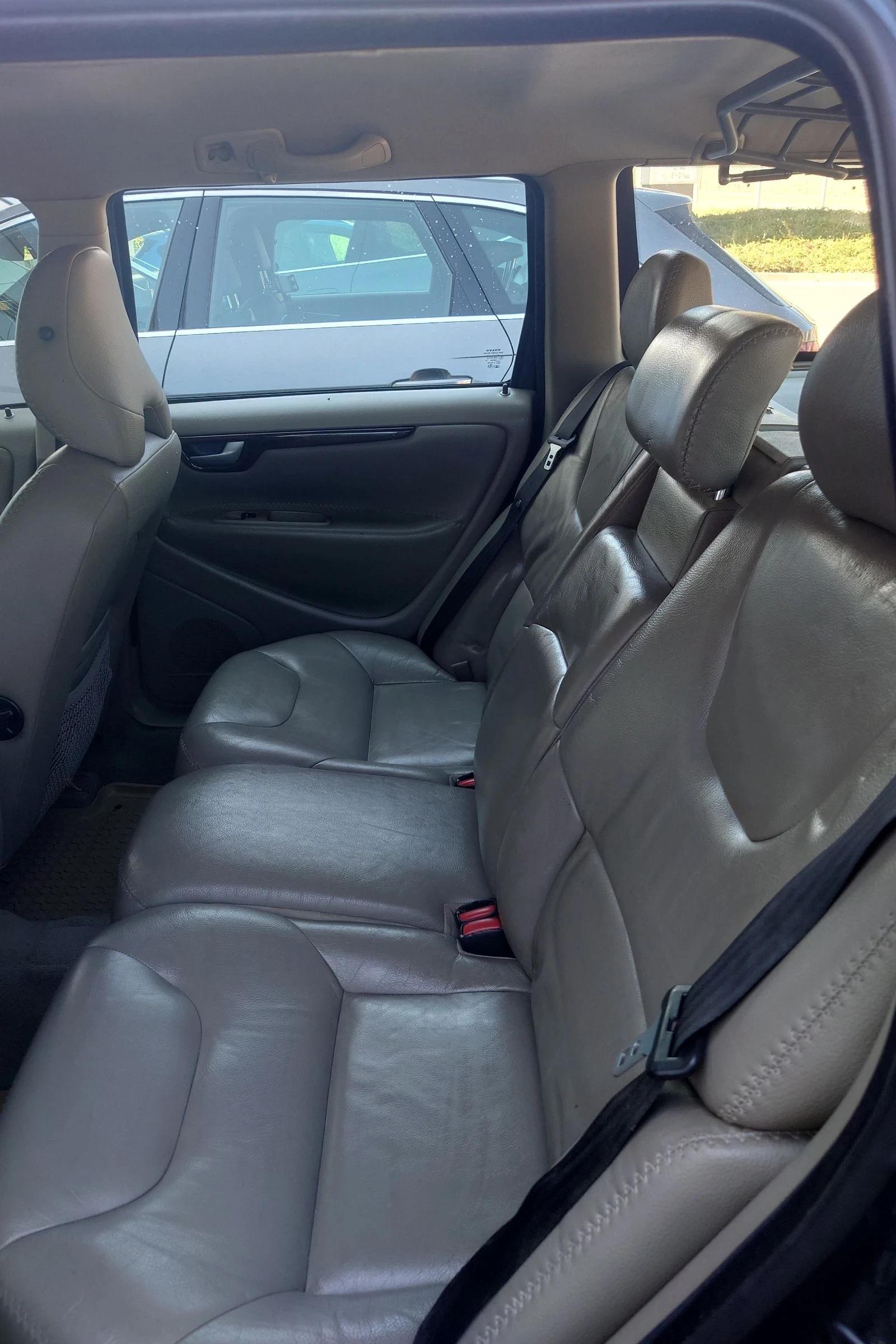 Volvo Xc70  - изображение 8