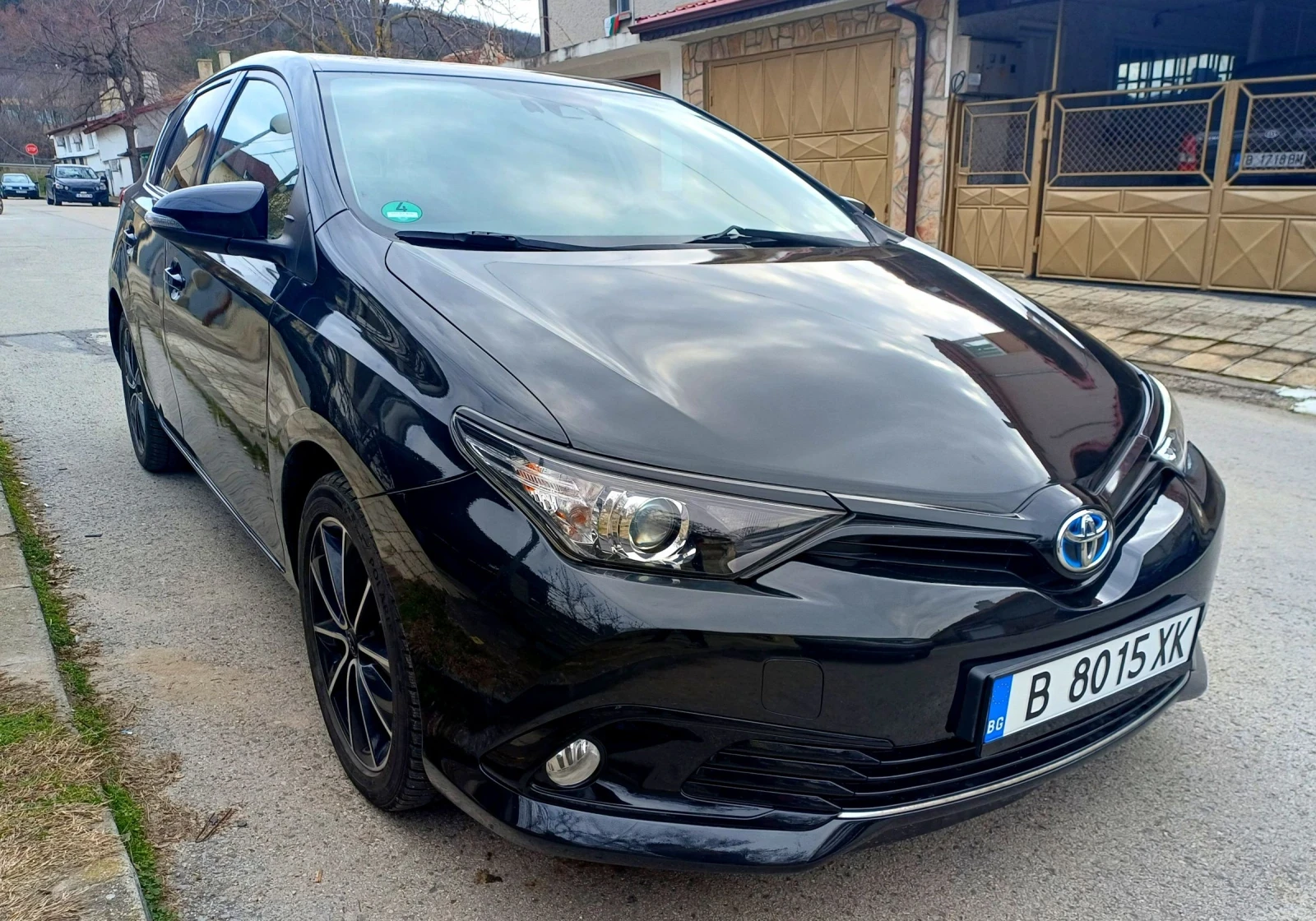 Toyota Auris 1.2i, снимка 6 - Автомобили и джипове - 52122852
