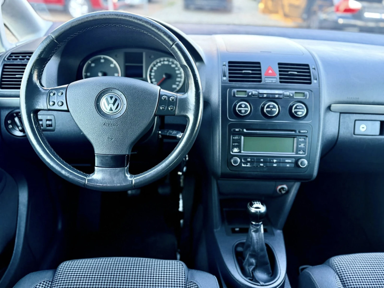 VW Touran 2.0 6- | Mobile.bg   12