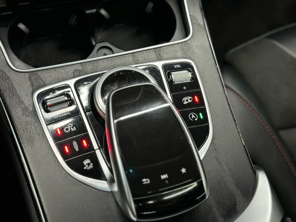 Mercedes-Benz C 43 AMG * АВТО КРЕДИТ* ЦЕНА ДО БГ * Сервизна история *  - изображение 10