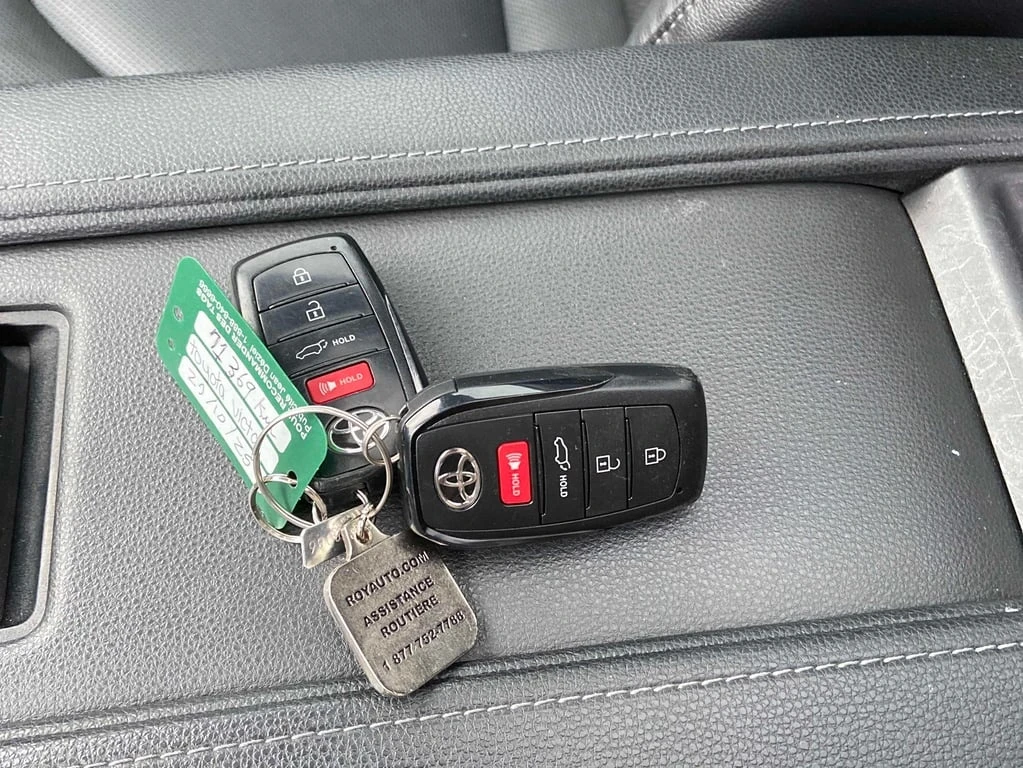 Toyota Grand Highlander * Limited AWD * CARFAX * ��� ������������ ������ | Mobile.bg � ����������� 12