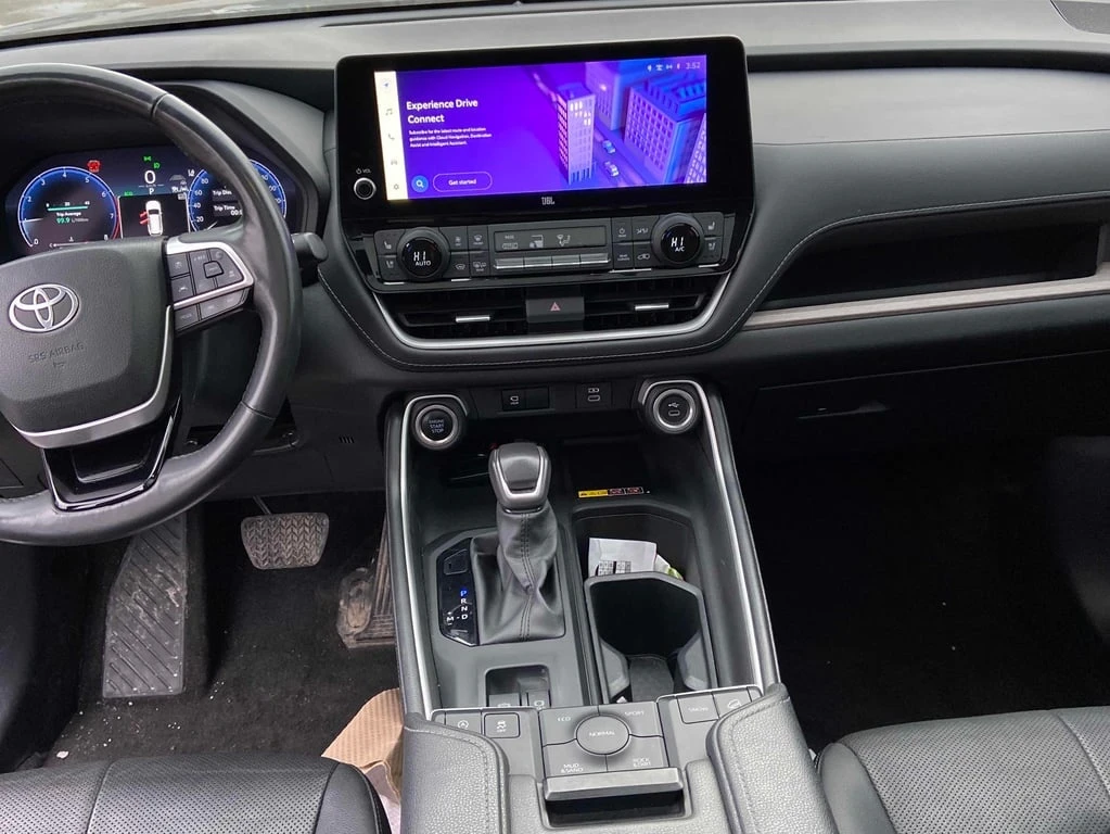 Toyota Grand Highlander * Limited AWD * CARFAX * БЕЗ ПЪРВОНАЧАЛНА ВНОСКА - изображение 9