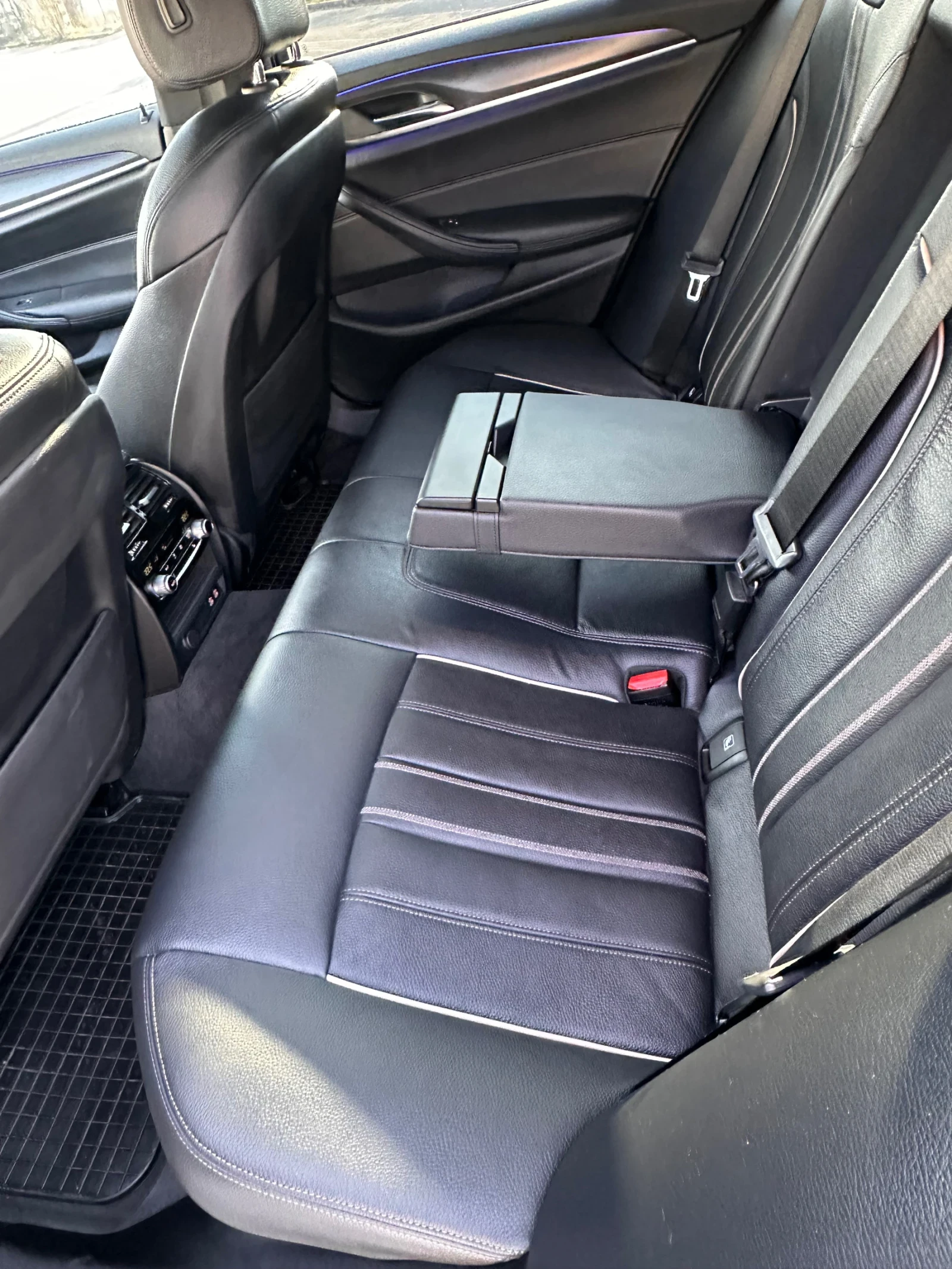 BMW 530 D M-PAKET, снимка 16 - Автомобили и джипове - 53854683