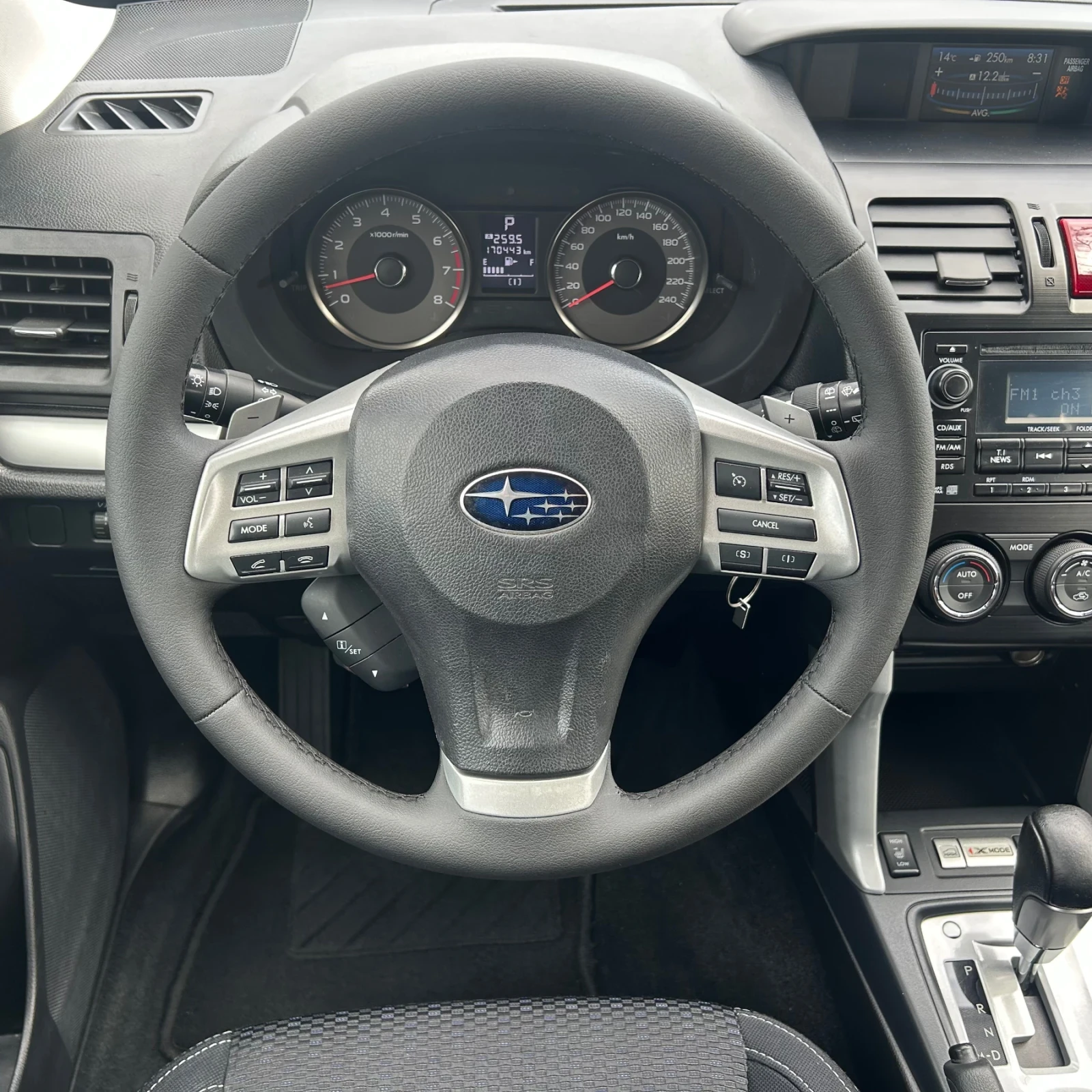 Subaru Forester 2.0i Швейцария, снимка 7 - Автомобили и джипове - 54068537
