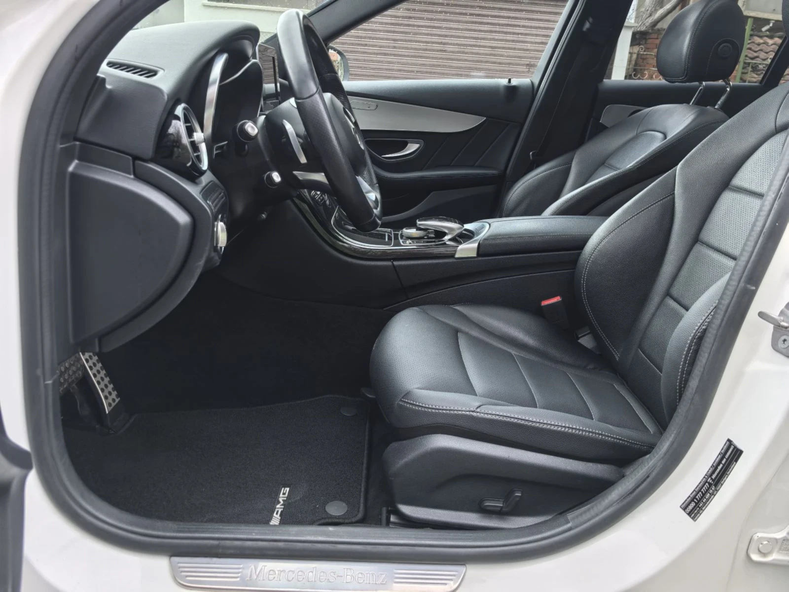 Mercedes-Benz C 200 AMG Line, 9G Tronic, 4 Matic , снимка 9 - Автомобили и джипове - 54084600