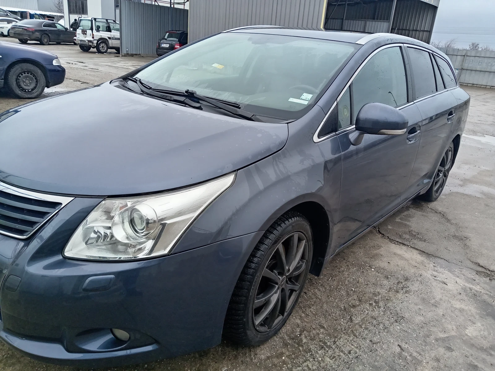 Toyota Avensis, снимка 2 - Автомобили и джипове - 54155047