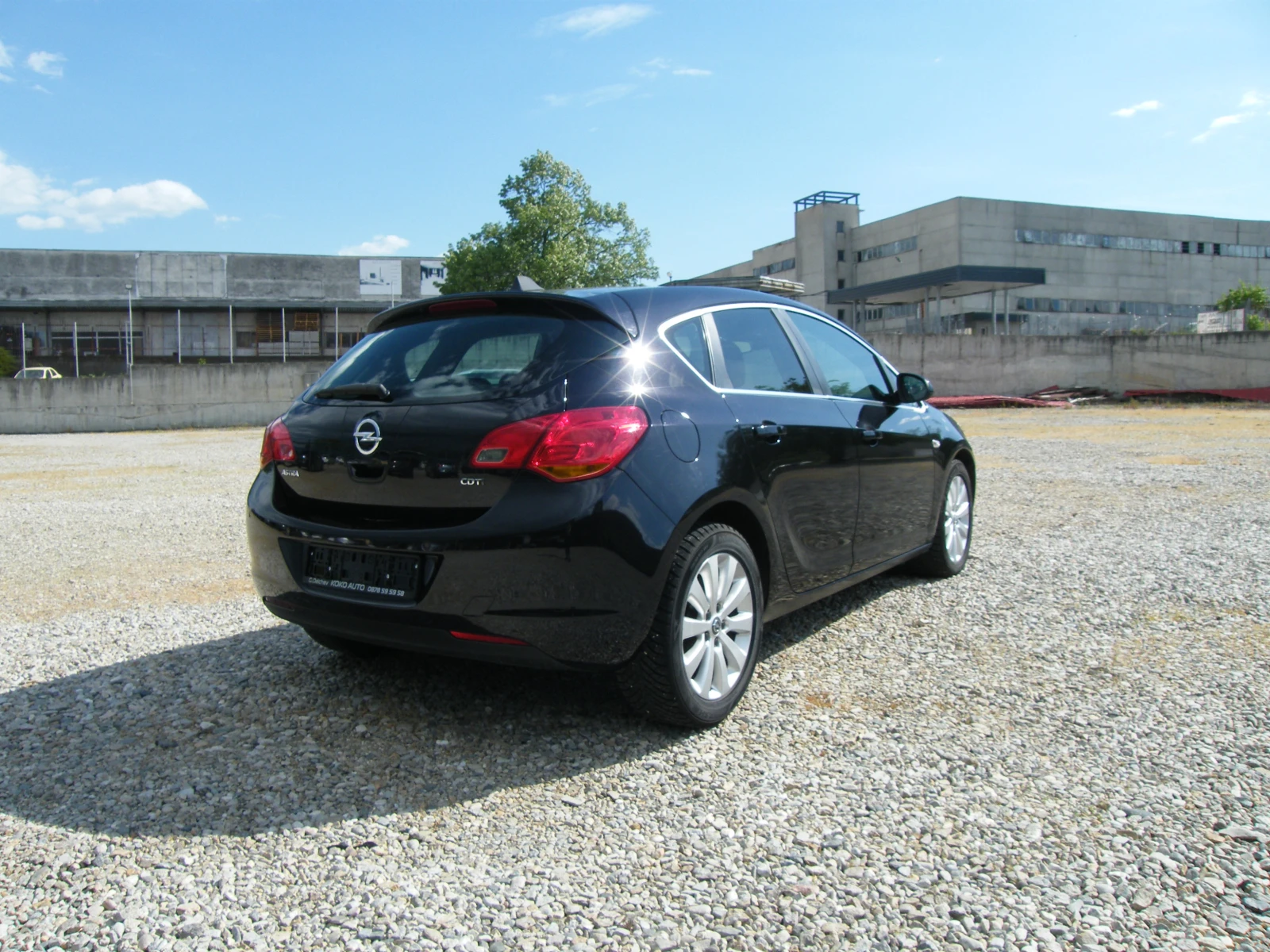 Opel Astra 1.7 Ecotec, снимка 4 - Автомобили и джипове - 54442373