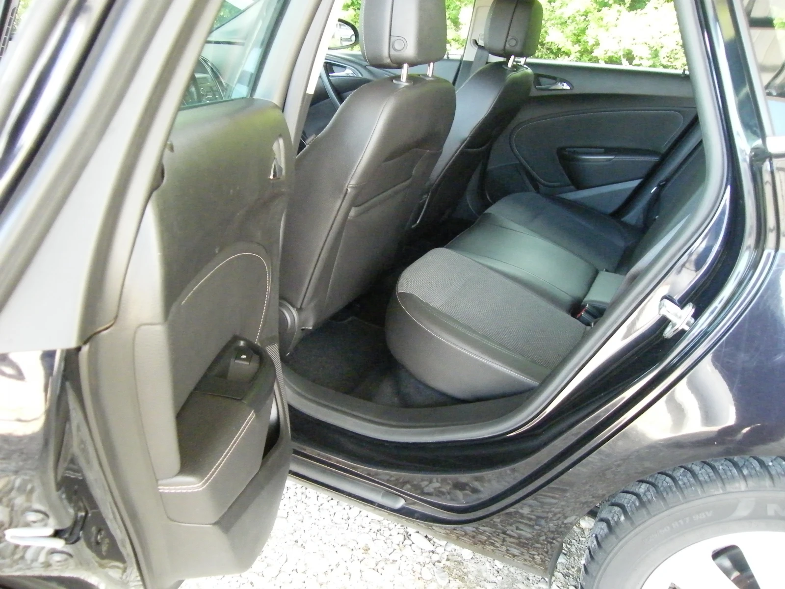 Opel Astra 1.7 Ecotec, снимка 9 - Автомобили и джипове - 54442373