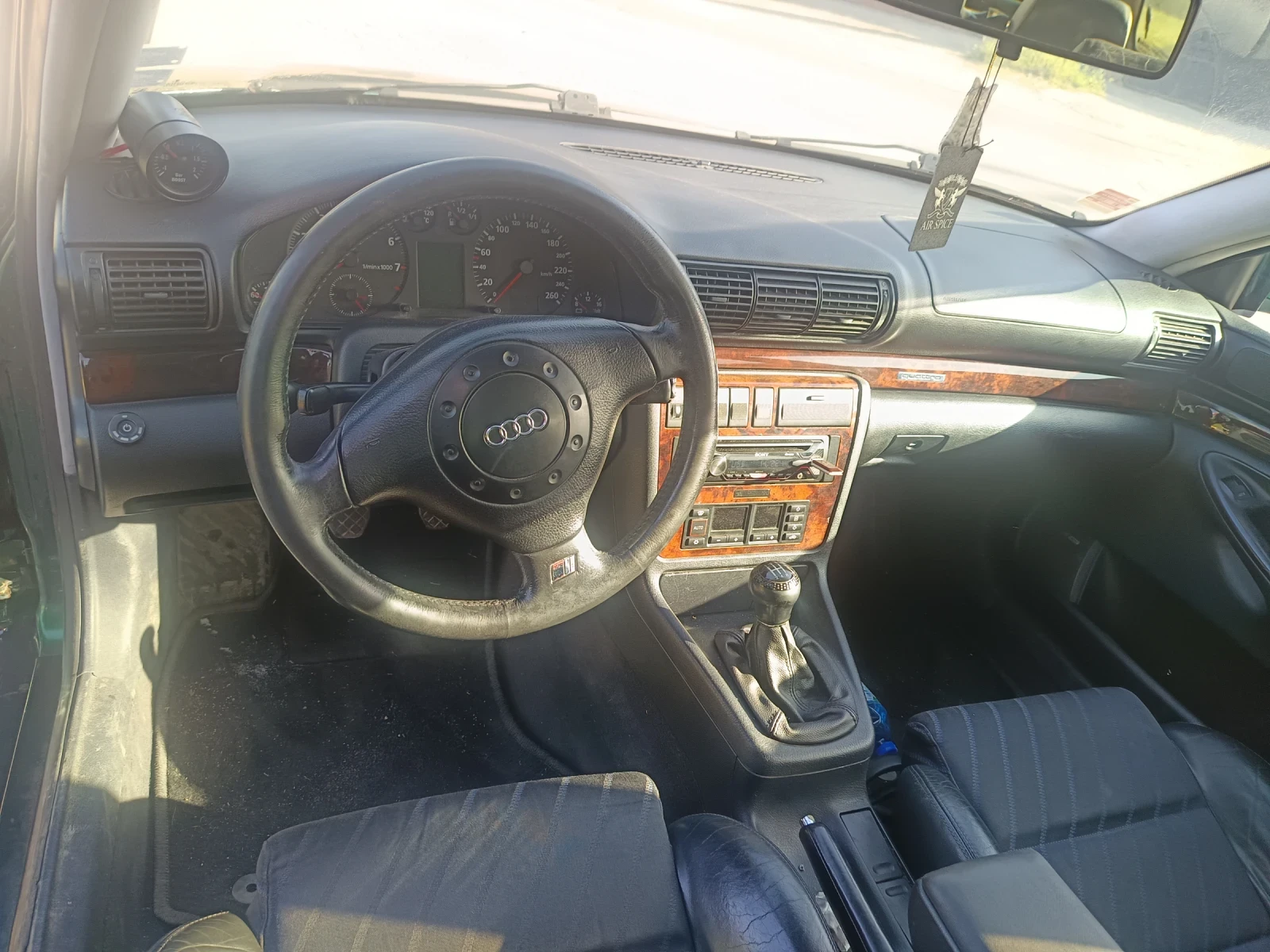 Audi A4 1.8т 4х4 газов инжекцион, снимка 9 - Автомобили и джипове - 54671742