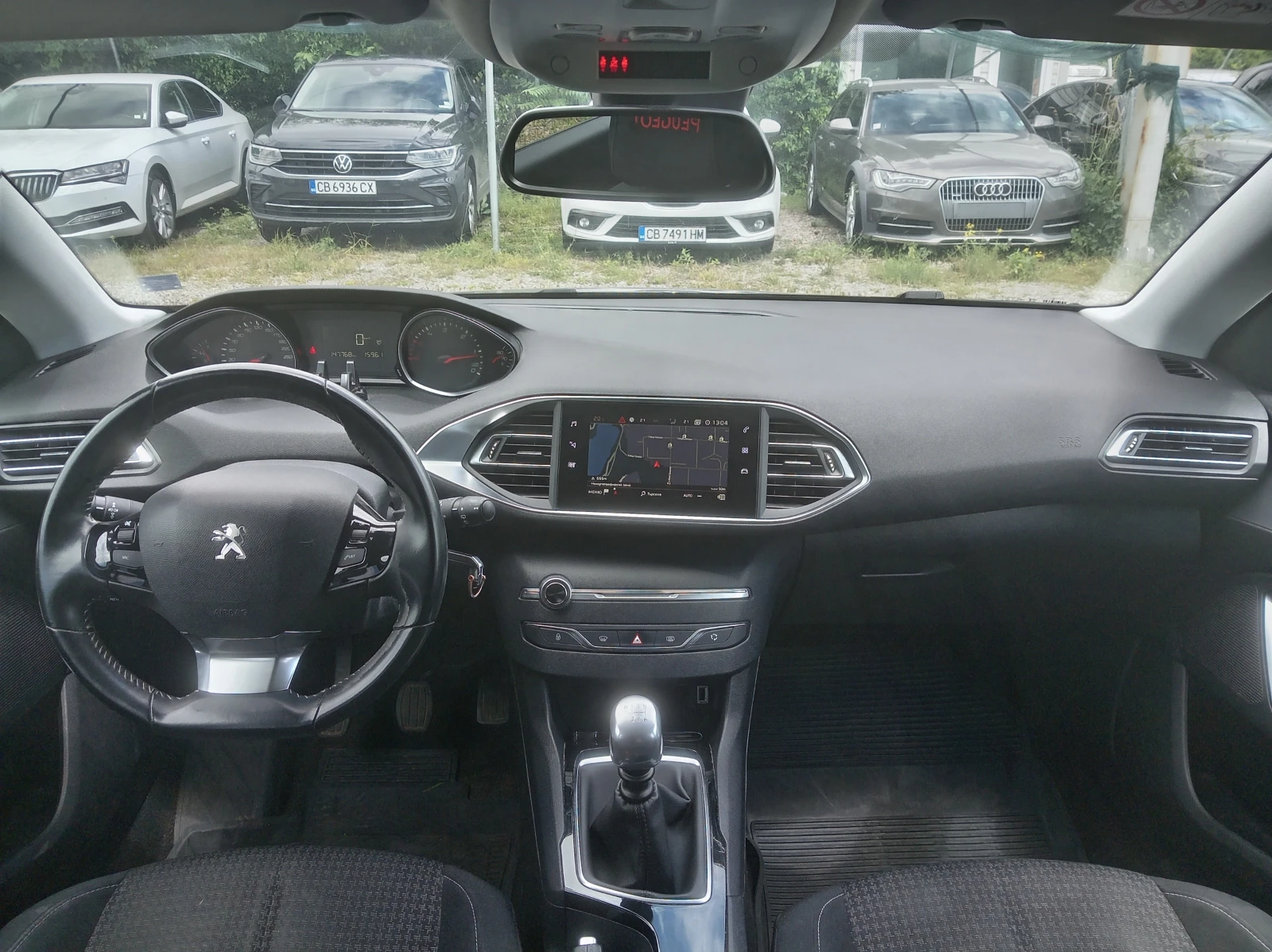 Peugeot 308 1.5еHDI, снимка 9 - Автомобили и джипове - 54752751