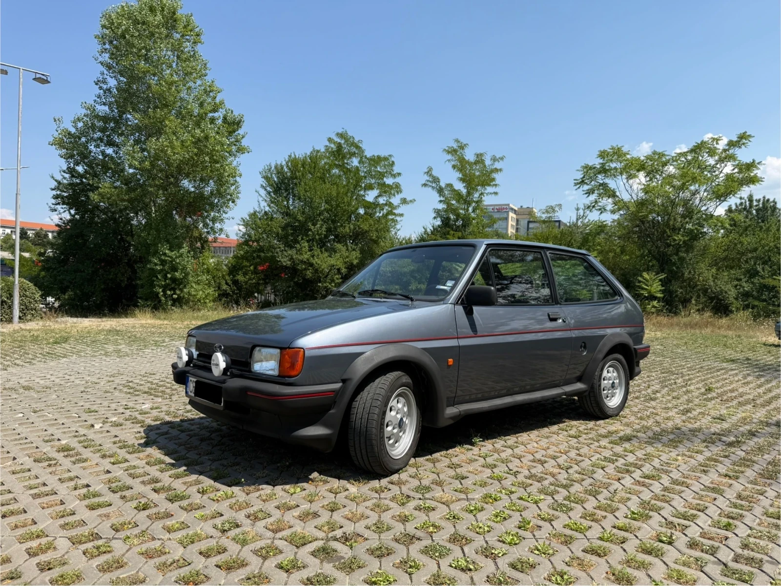 Ford Fiesta XR2 1.6 cvh , снимка 4 - Автомобили и джипове - 54918270