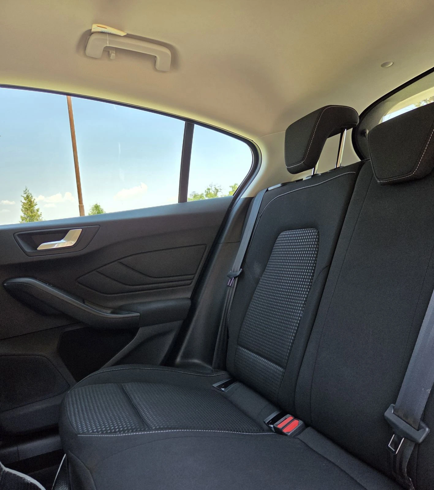 Ford Focus EcoBoost, снимка 8 - Автомобили и джипове - 54987130
