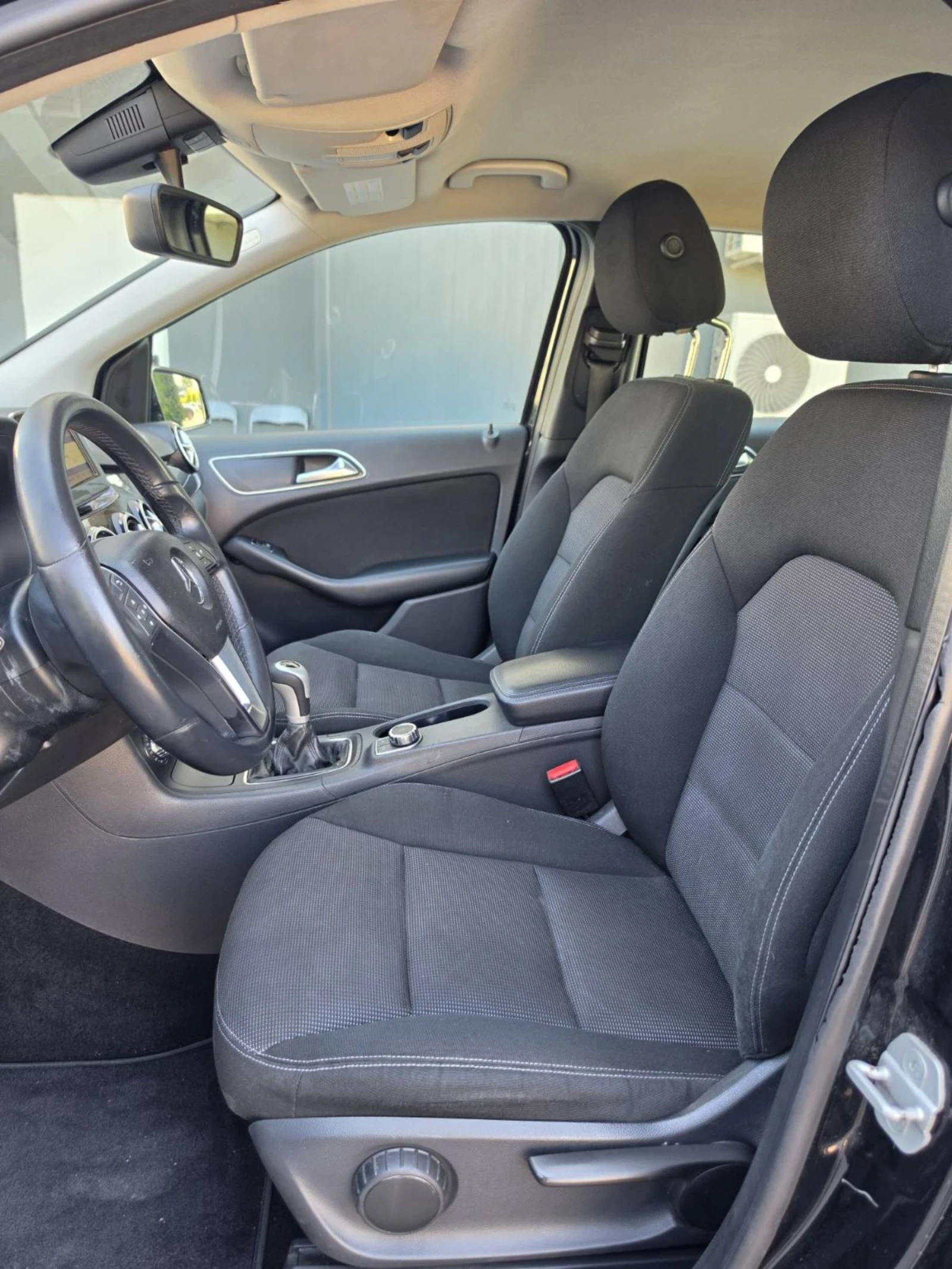 Mercedes-Benz B 180, снимка 13 - Автомобили и джипове - 55055100