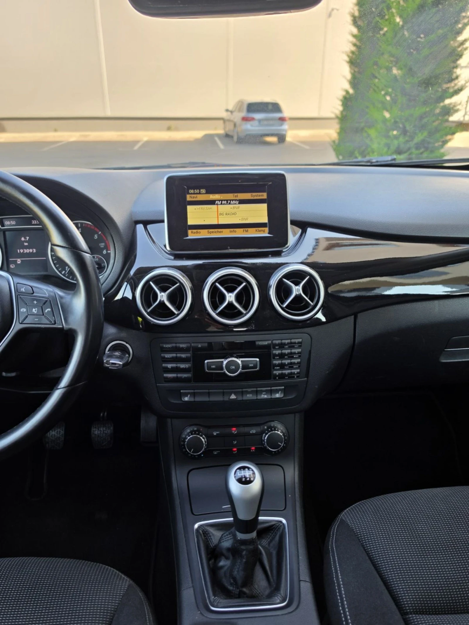 Mercedes-Benz B 180, снимка 15 - Автомобили и джипове - 55055100