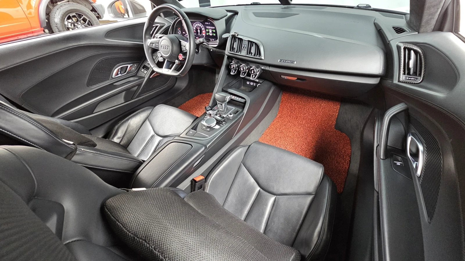 Audi R8 V10 Plus* КРАЙНА ЦЕНА, снимка 7 - Автомобили и джипове - 55238009