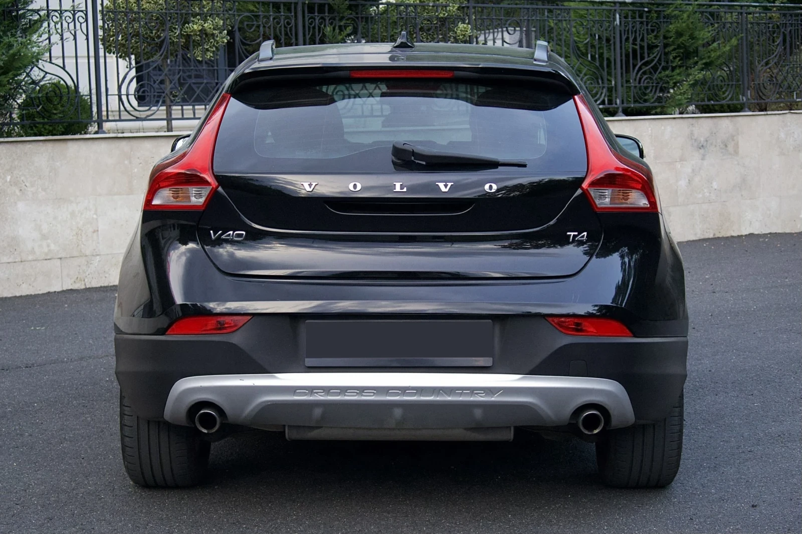 Volvo V40 Cross Country, снимка 5 - Автомобили и джипове - 55445204