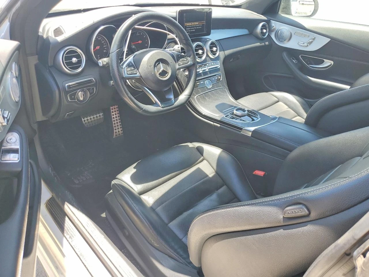 Mercedes-Benz C 300 AMG-LINE* BURMESTER* КАМЕРА* ПОДГРЕВ* SUNROOF* , снимка 7 - Автомобили и джипове - 55529621