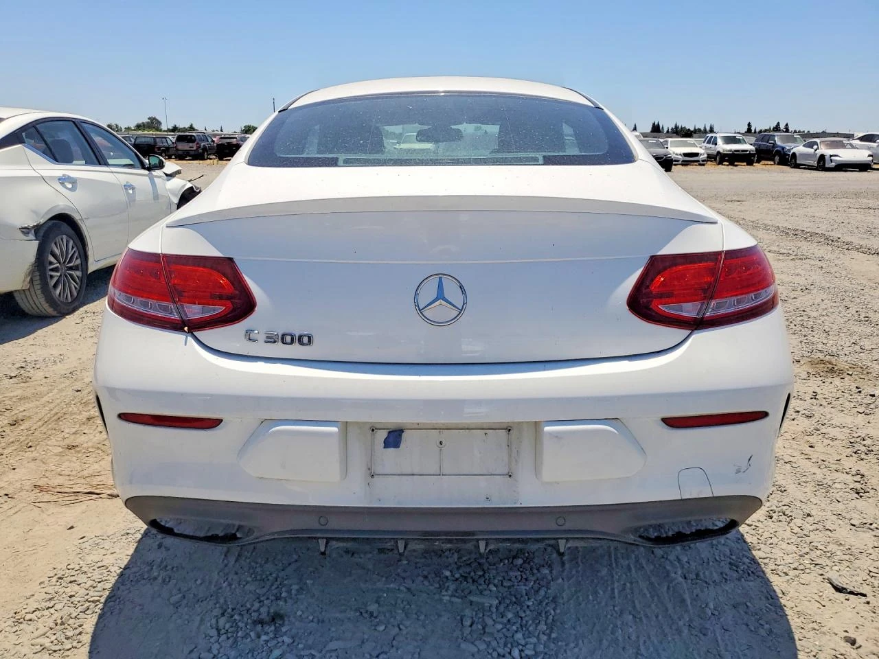 Mercedes-Benz C 300 AMG-LINE* BURMESTER* КАМЕРА* ПОДГРЕВ* SUNROOF* , снимка 6 - Автомобили и джипове - 55529621