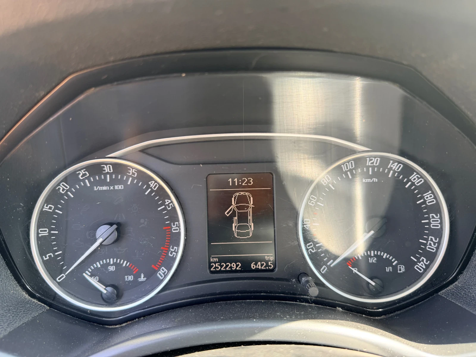 Skoda Octavia 2.0 4x4, снимка 7 - Автомобили и джипове - 55905413