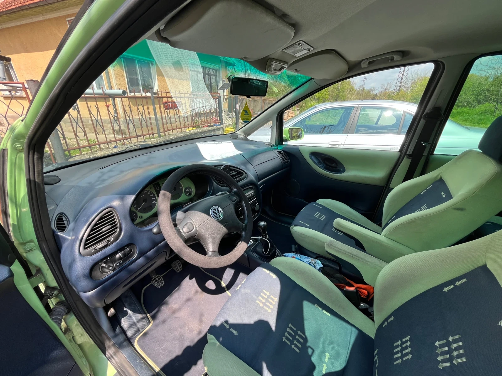 VW Sharan 1.9 TDI 110hp, снимка 4 - Автомобили и джипове - 55987790